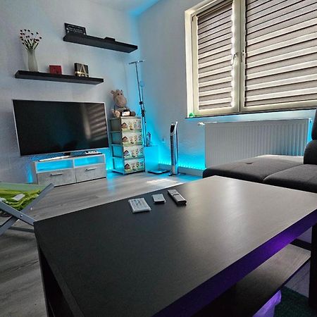 Zimmer In Bilk-Zentrum Duesseldorf Luaran gambar