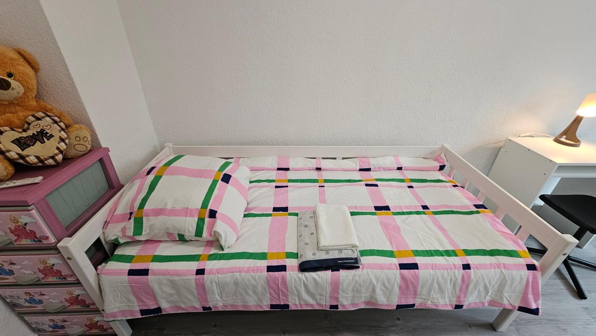 Zimmer In Bilk-Zentrum Duesseldorf Luaran gambar